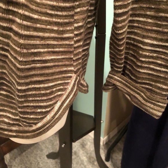 Casual knit top - Picture 3 of 4